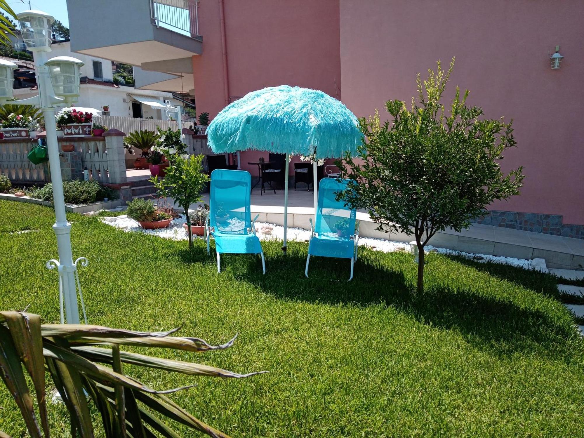 אגרופולי B&B Villa Antonio Loreto מראה חיצוני תמונה